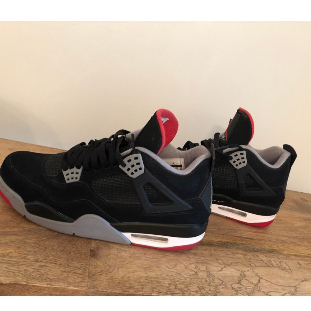 Air Jordan 4 “Bred” men’s size 10